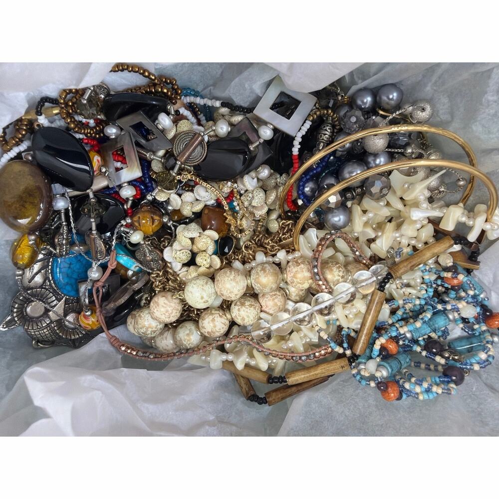 4lb+ All Wearable Jewelry necklaces and bracelet only vintage to modern bulk